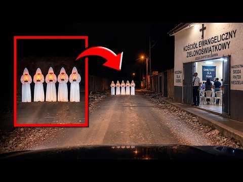 Pastor głosi kazanie na temat pokory i służby Bożej przed zgromadzonym Kościołem