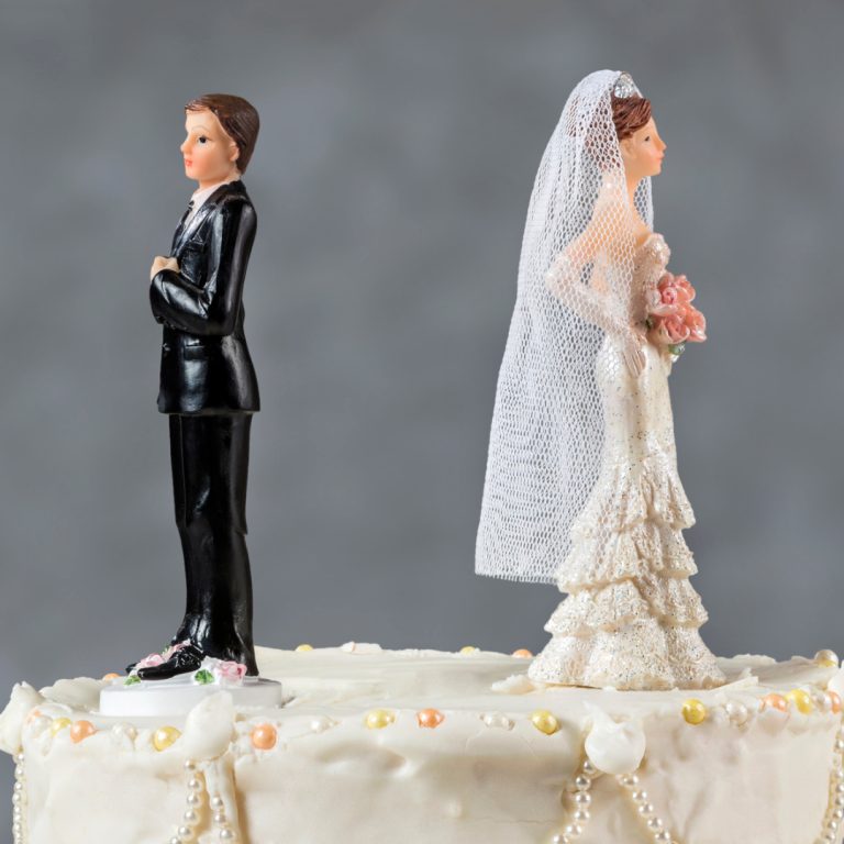 5 Signs Your Marriage Is Unhealthy (and What to Do About It)